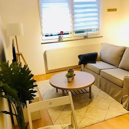 Modernes Mit Kueche, Parkplatz, Wlan - Naehe Schwaebisch Gmuend 아파트