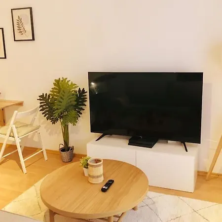 Modernes Mit Kueche, Parkplatz, Wlan - Naehe Schwaebisch Gmuend * 발드스테튼